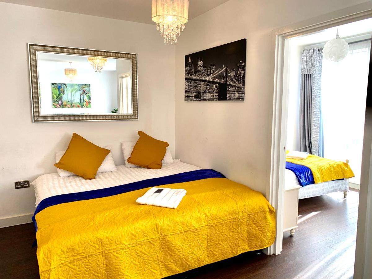 2-Bedrooms Modern Apartment Next To Velodrome, Lounge, Balcony, Parking, Abba Лондон Екстер'єр фото